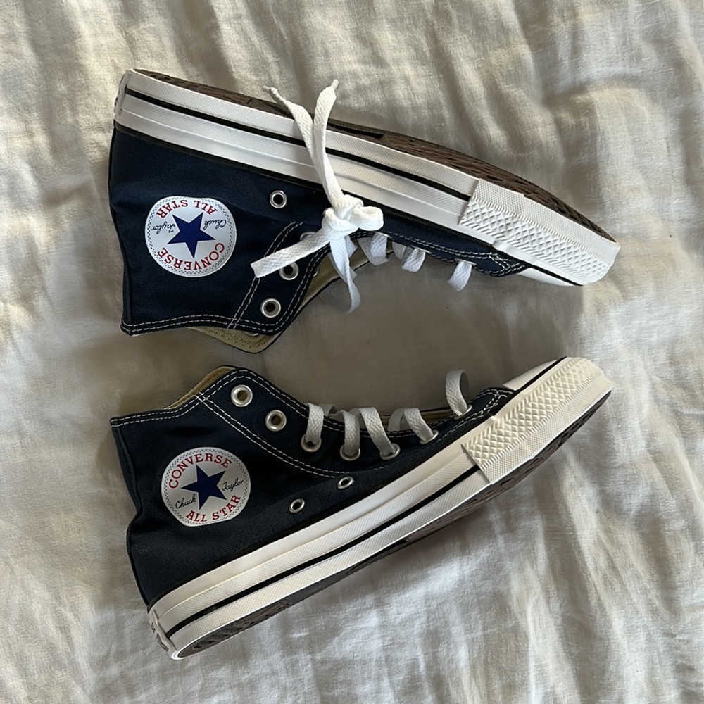 Converse High Top - Picture 2 of 4